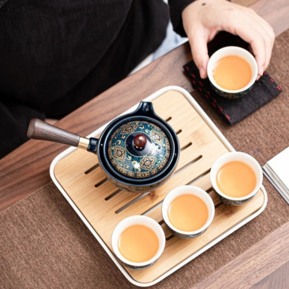 Tea Set - Picture 2 of 9